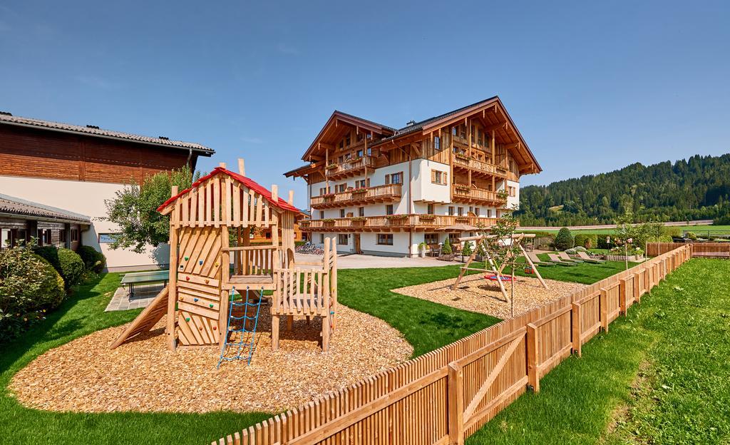 Aparthotel Rainerhof à Flachau Extérieur photo